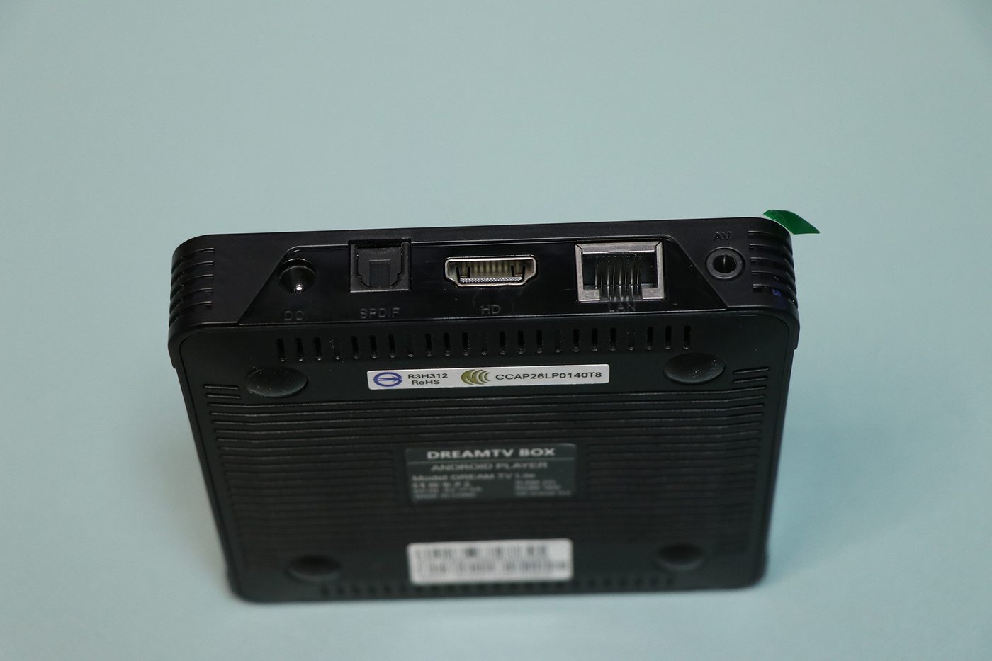 Dream TV Lite 開箱：背面電源、光纖、HDMI、網絡及 AV 接口
